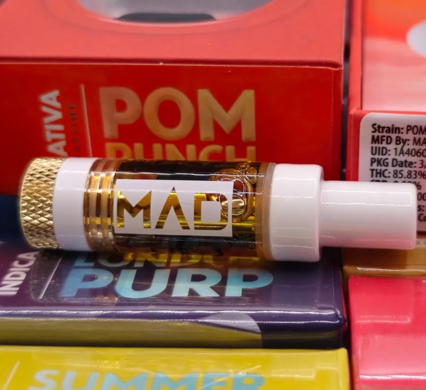 MAD LABS 2G CARTS (MIXED FLAVORS) – GOLD EDITION - Image 3