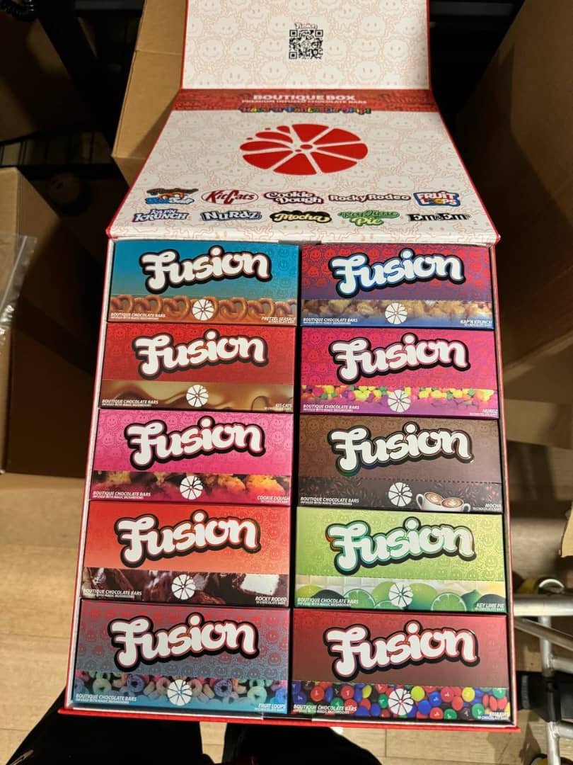 fusion boutique box premium infused chocolate bar - Image 2