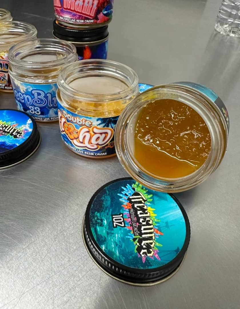 Treasurez Live Resin Caviar 1oz - Image 3
